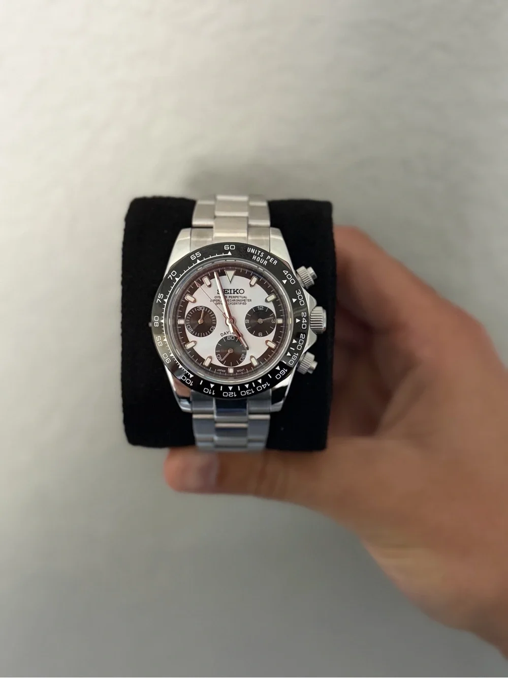 Seiko Mod: Reverse Ghost Daytona - Picture 5 of 11